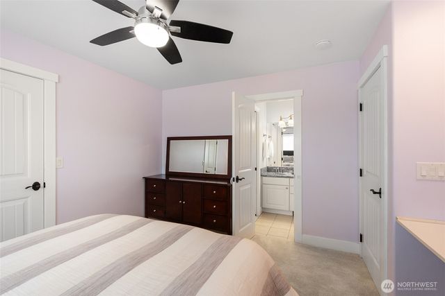2555 Harbor Master Court, Ferndale, WA 98248