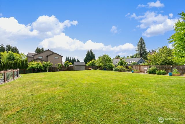 2555 Harbor Master Court, Ferndale, WA 98248