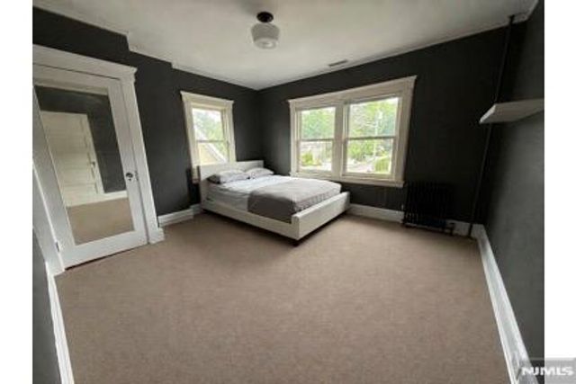 186 Godwin Avenue, Ridgewood, NJ 07450