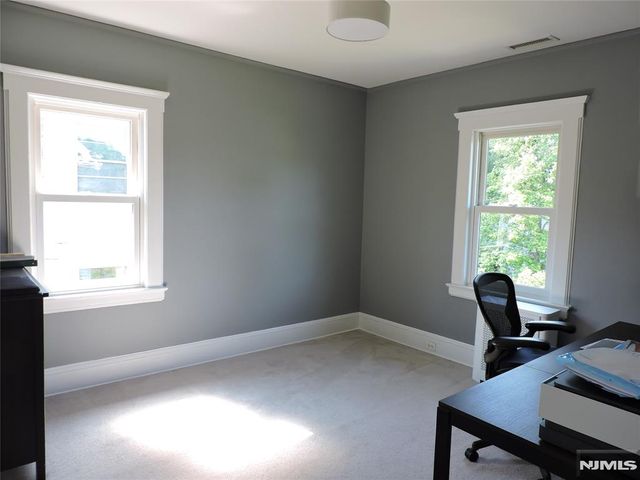 186 Godwin Avenue, Ridgewood, NJ 07450