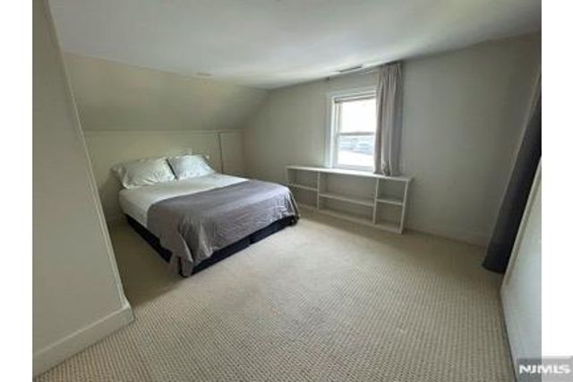 186 Godwin Avenue, Ridgewood, NJ 07450