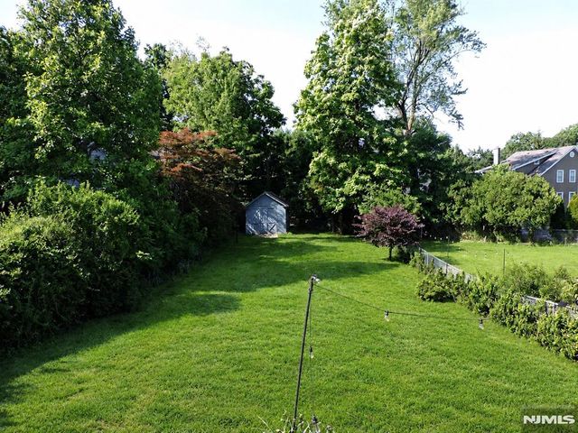 186 Godwin Avenue, Ridgewood, NJ 07450