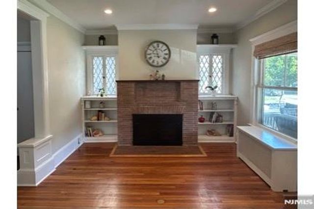 186 Godwin Avenue, Ridgewood, NJ 07450