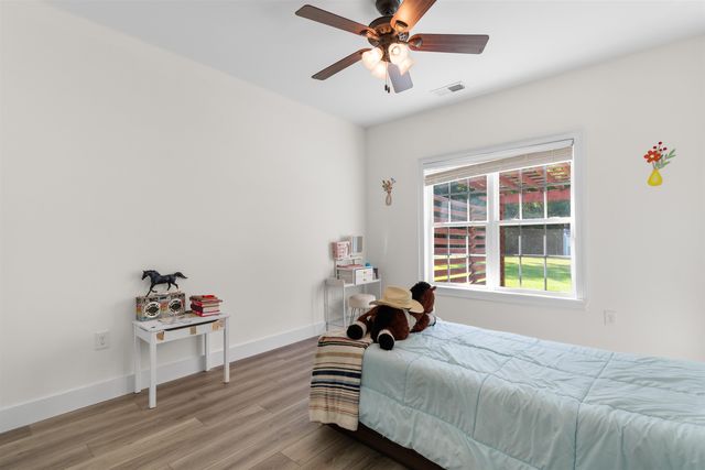125 Ole Nobleman Ct., Conway, SC 29527