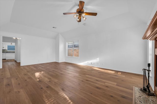 1300 Chapel Downs Road, Waco, TX 76712