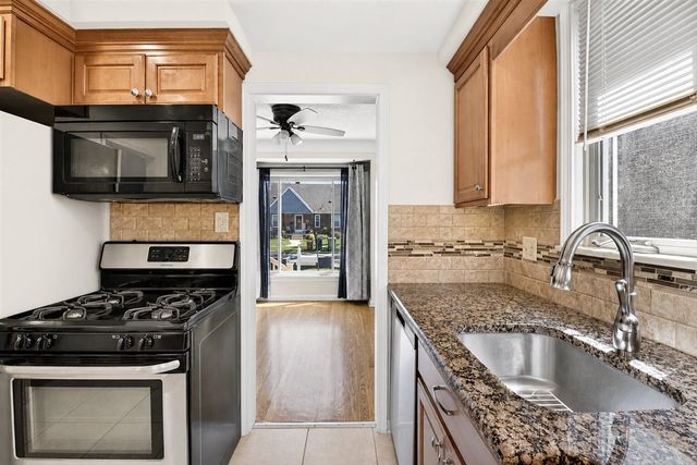 1426 Leblanc Street, Lincoln Park, MI 48146