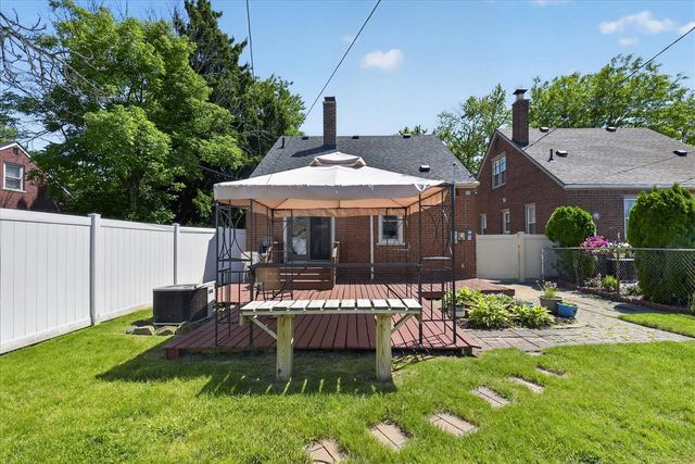 1426 Leblanc Street, Lincoln Park, MI 48146