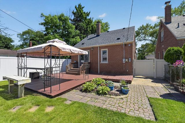 1426 Leblanc Street, Lincoln Park, MI 48146