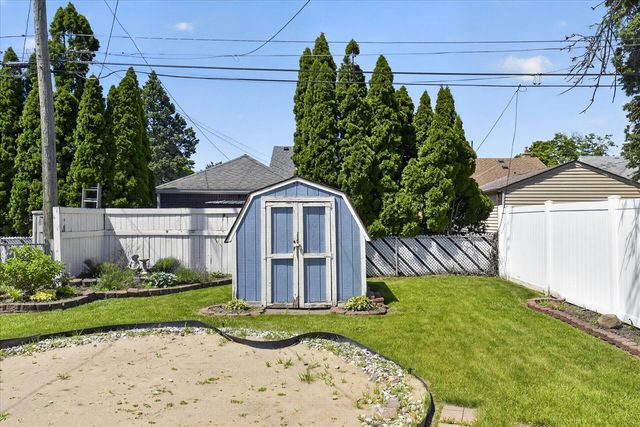 1426 Leblanc Street, Lincoln Park, MI 48146