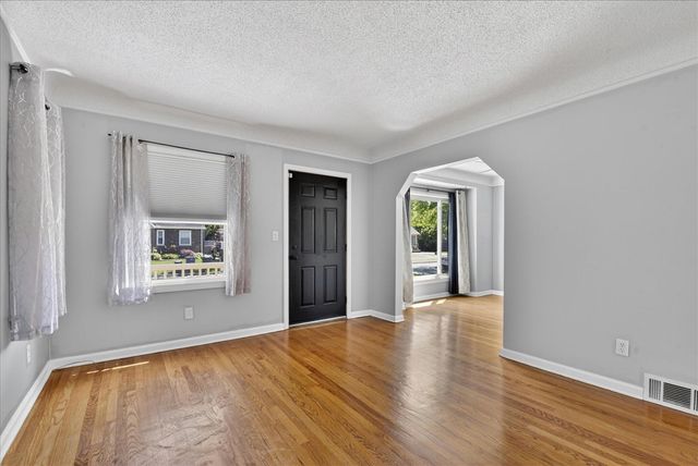 1426 Leblanc Street, Lincoln Park, MI 48146