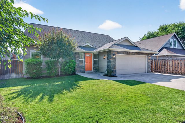 3190 NE Delmas Street, Bend, OR 97701