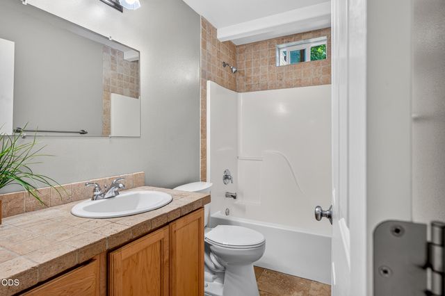 3190 NE Delmas Street, Bend, OR 97701