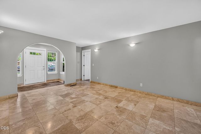 3190 NE Delmas Street, Bend, OR 97701