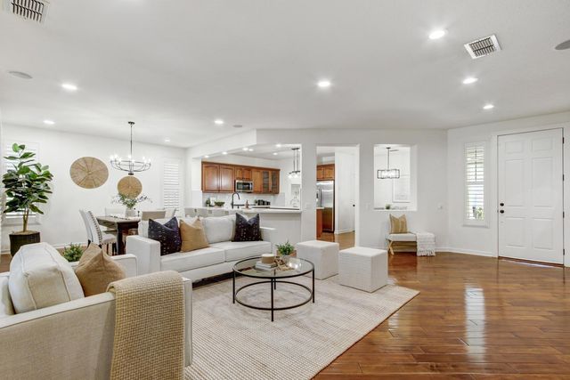 644 Rustic Ranch Ln, Lincoln, CA 95648
