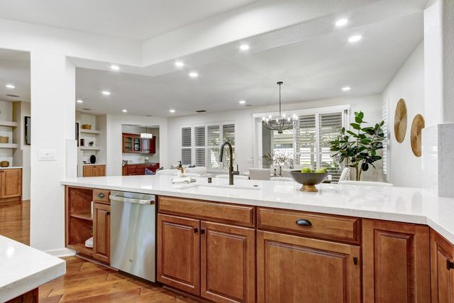 644 Rustic Ranch Ln, Lincoln, CA 95648