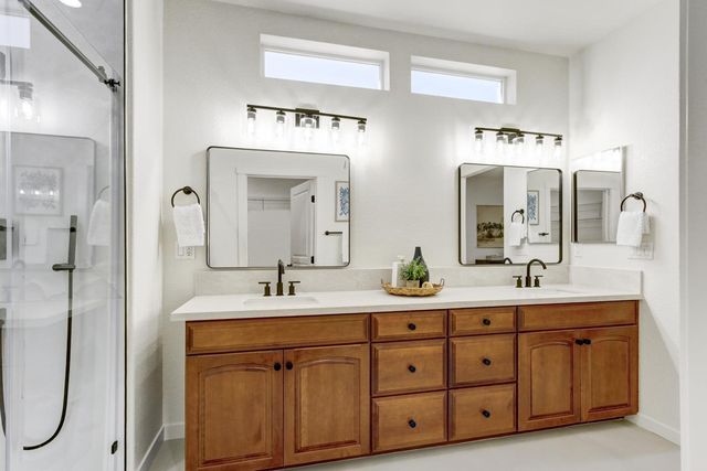 644 Rustic Ranch Ln, Lincoln, CA 95648