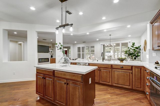 644 Rustic Ranch Ln, Lincoln, CA 95648