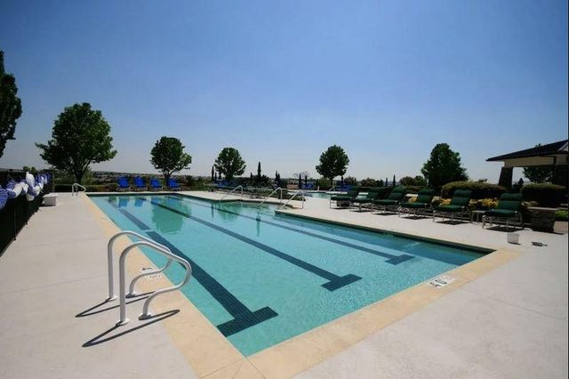 644 Rustic Ranch Ln, Lincoln, CA 95648
