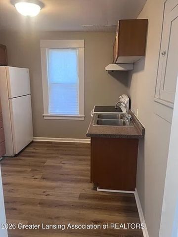 2729 N Martin Luther King Jr Boulevard, Lansing, MI 48906