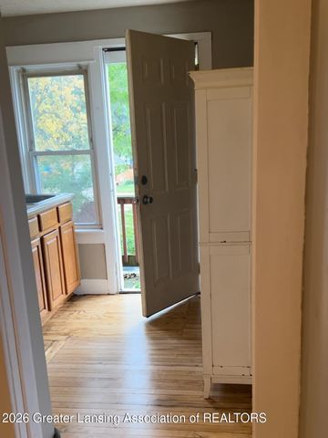 2729 N Martin Luther King Jr Boulevard, Lansing, MI 48906