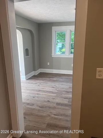 2729 N Martin Luther King Jr Boulevard, Lansing, MI 48906