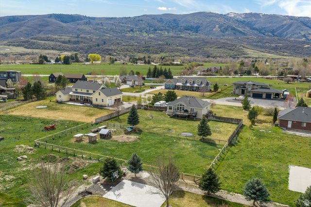 2444 N SIERRA DR, Eden, UT 84310