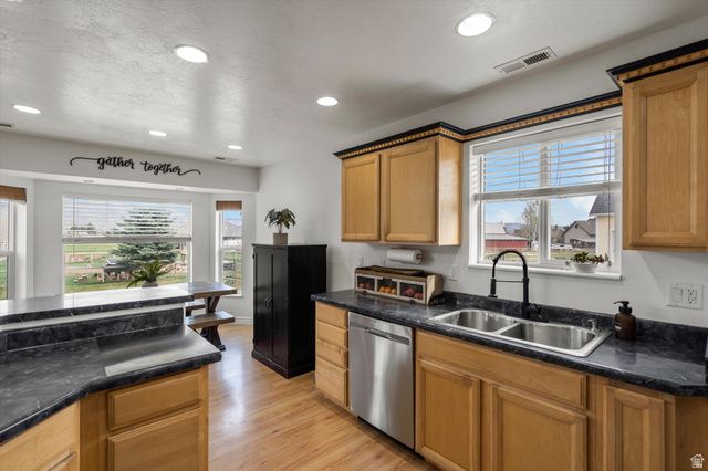 2444 N SIERRA DR, Eden, UT 84310