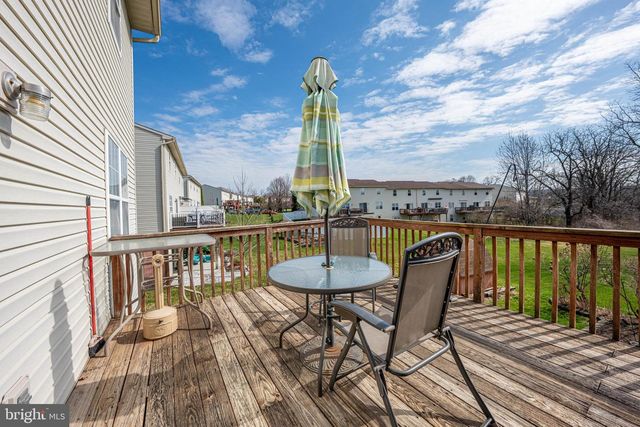 4 OLDE PENN DR, Easton, PA 18045