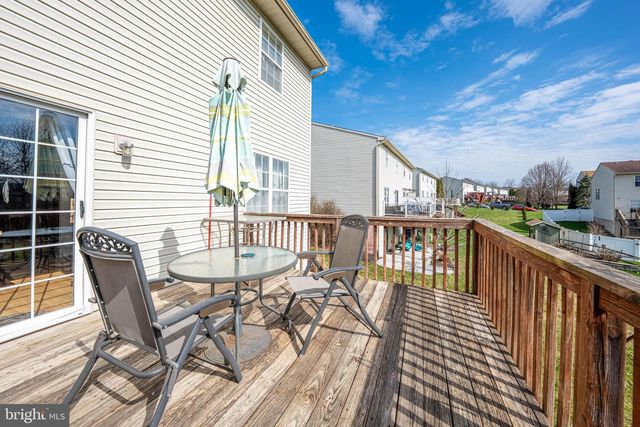 4 OLDE PENN DR, Easton, PA 18045