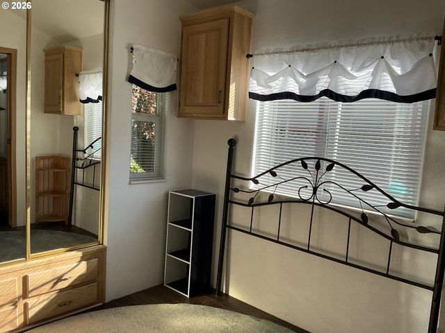 15061 HIGHWAY 101 7, Brookings, OR 97415