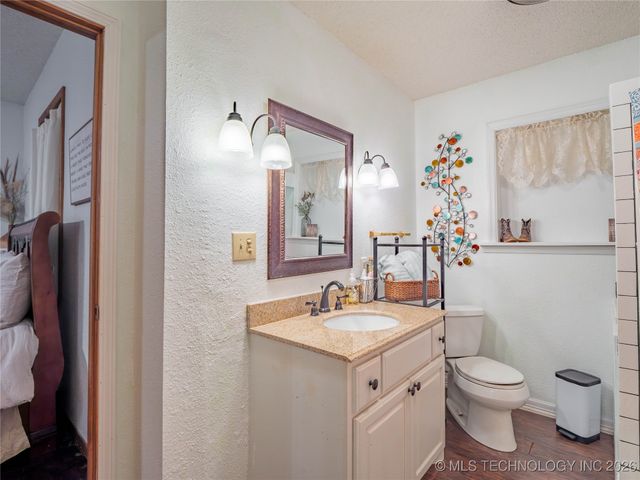 94 Rocky Ridge, Mcalester, OK 74501