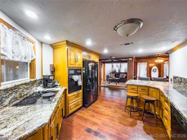 94 Rocky Ridge, Mcalester, OK 74501
