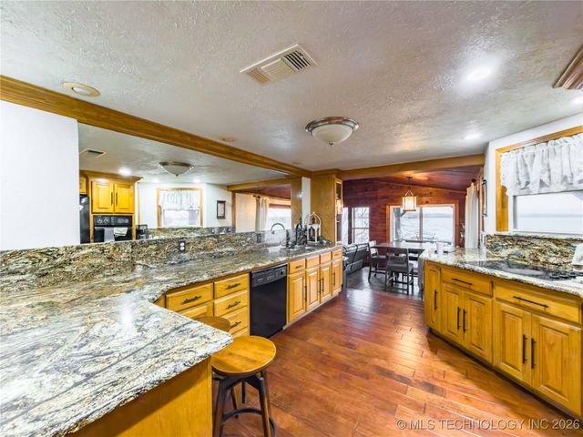 94 Rocky Ridge, Mcalester, OK 74501