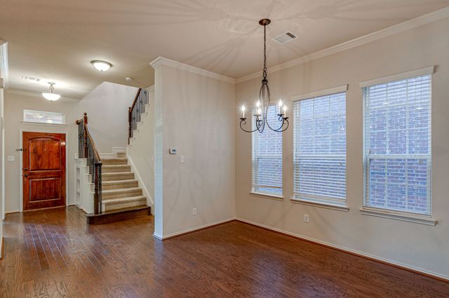 219 Knapford Station, Euless, TX 76040