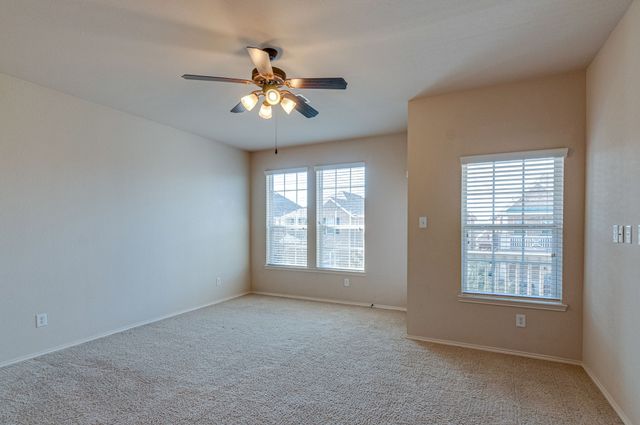 219 Knapford Station, Euless, TX 76040