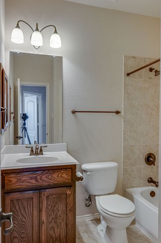 219 Knapford Station, Euless, TX 76040