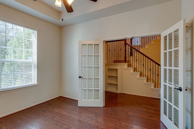 219 Knapford Station, Euless, TX 76040