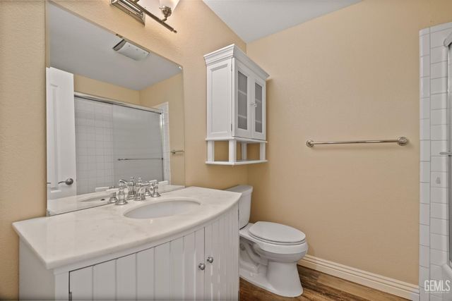 14500 Las Palmas Drive 22, Bakersfield, CA 93306