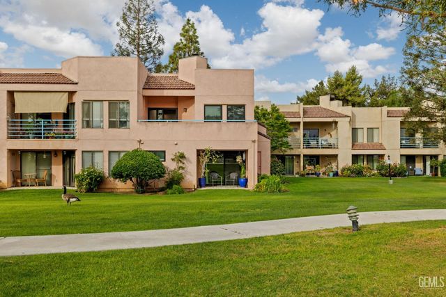 14500 Las Palmas Drive 22, Bakersfield, CA 93306