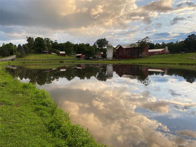 53 Day Road, Campbell Hall, NY 10916