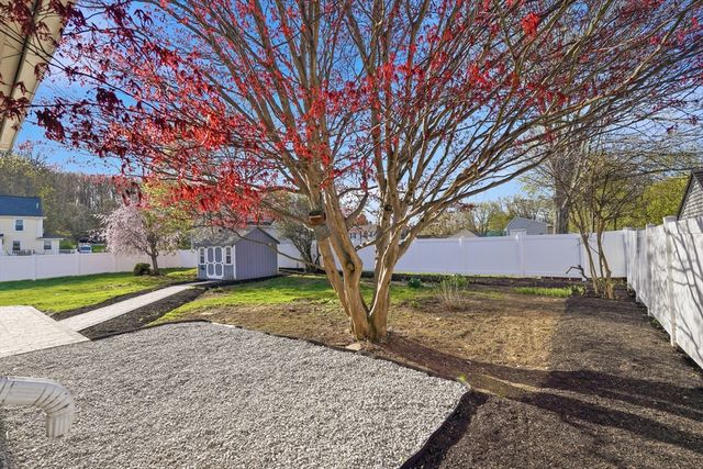 22 Demers St 1, Grafton, MA 01519
