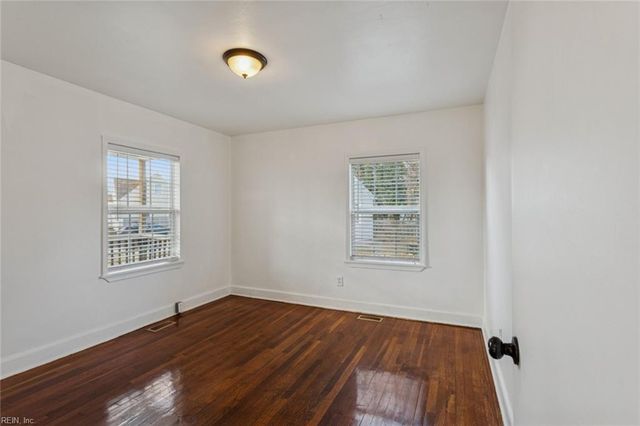 1152 Orcutt AVE, Newport News, VA 23607