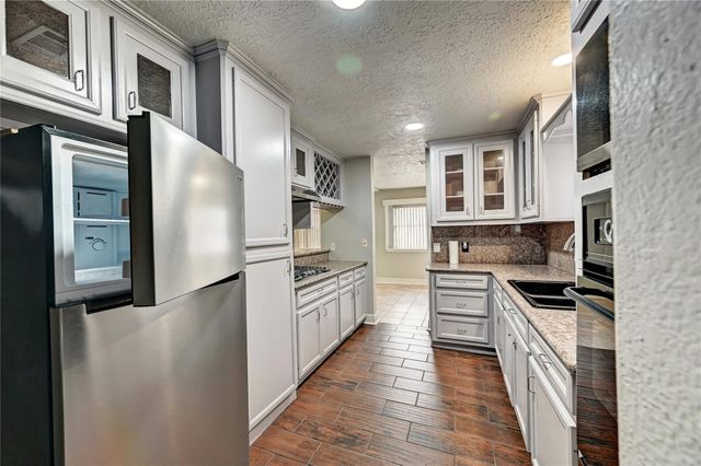 3443 Fountain Spring Drive, Houston, TX 77066