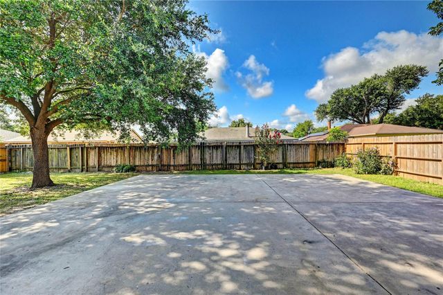 3443 Fountain Spring Drive, Houston, TX 77066