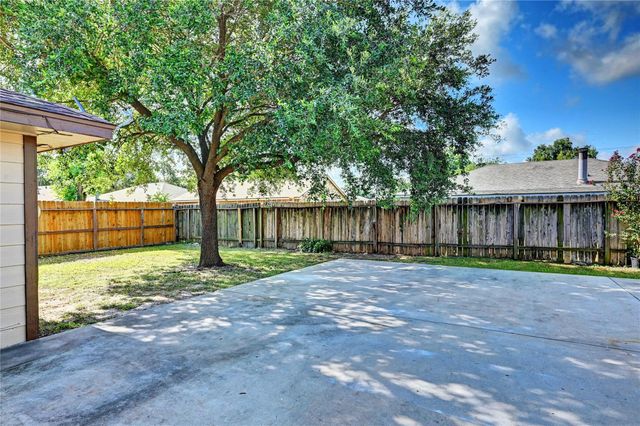 3443 Fountain Spring Drive, Houston, TX 77066