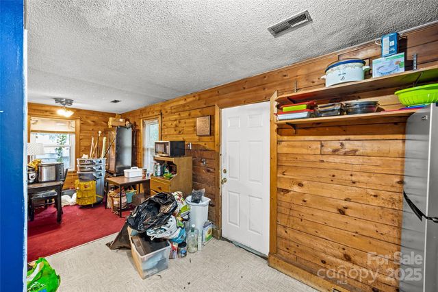 1936 Lakedell Drive, Charlotte, NC 28215