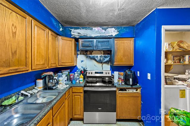 1936 Lakedell Drive, Charlotte, NC 28215