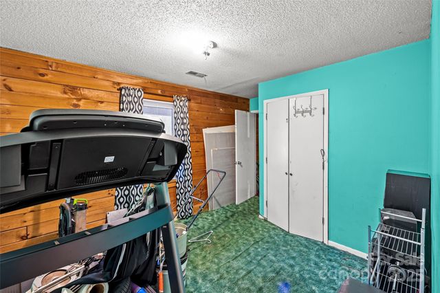 1936 Lakedell Drive, Charlotte, NC 28215