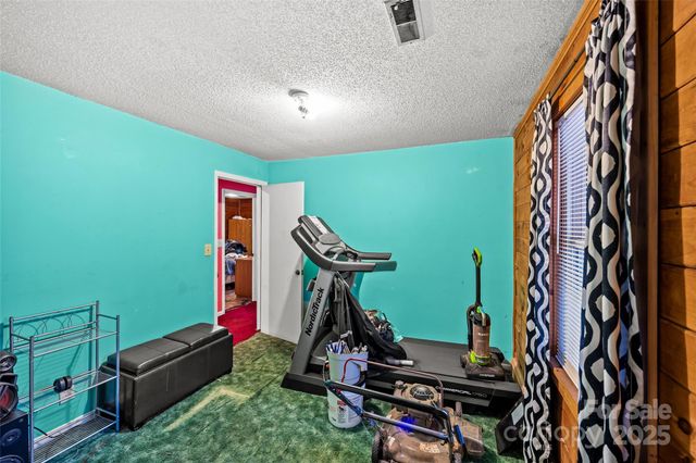 1936 Lakedell Drive, Charlotte, NC 28215