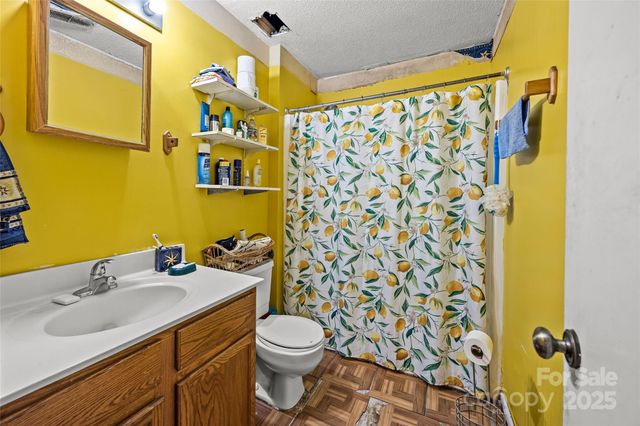 1936 Lakedell Drive, Charlotte, NC 28215